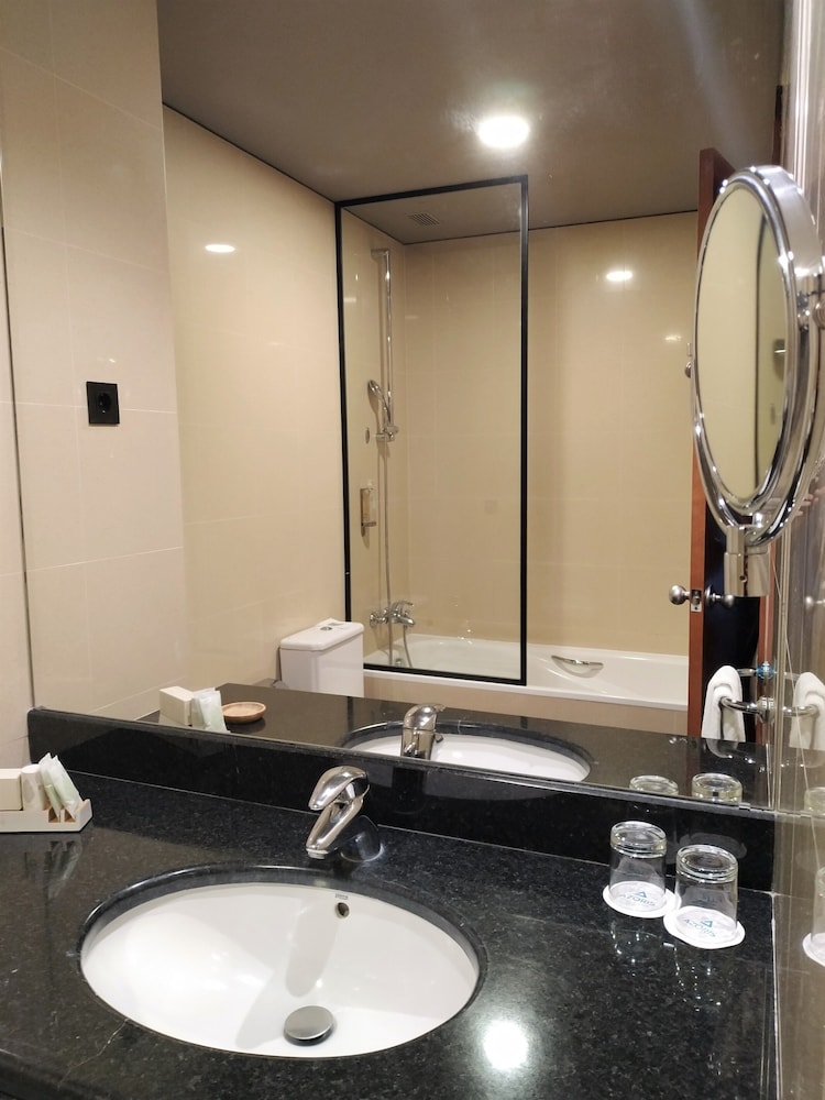 Classic Double Room - Photo 6