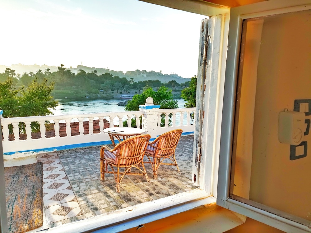 Basic Double Room, River View