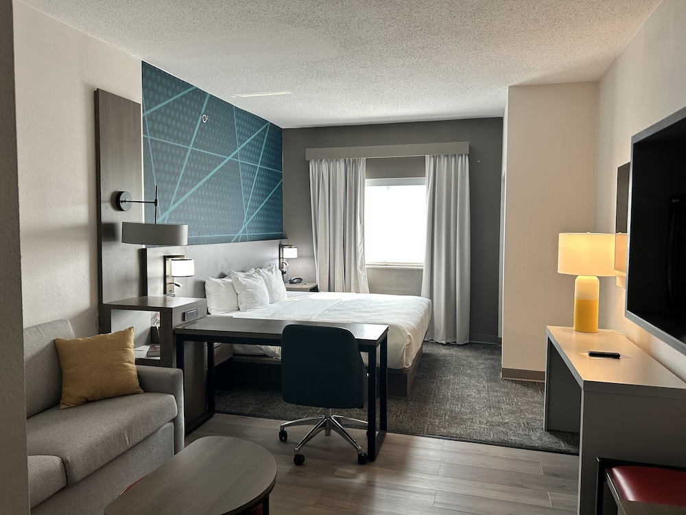 Suite, Non Smoking photo 2