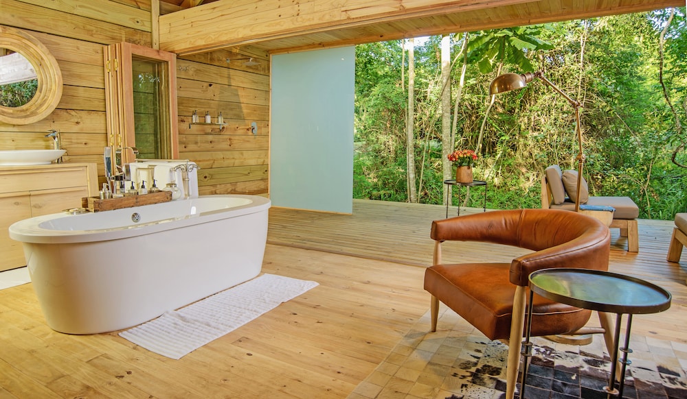 Luxury Forest Suite photo 3