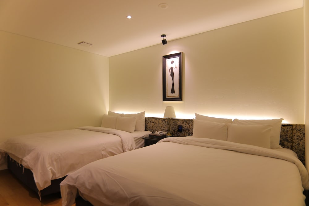 Imperial Suite, Terrace (Private pool fee per night required on spot)