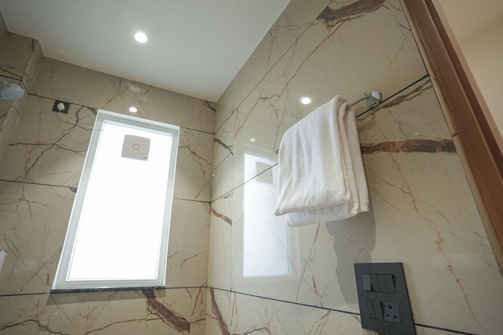 Superior Double Room, Balcony, City View photo 3