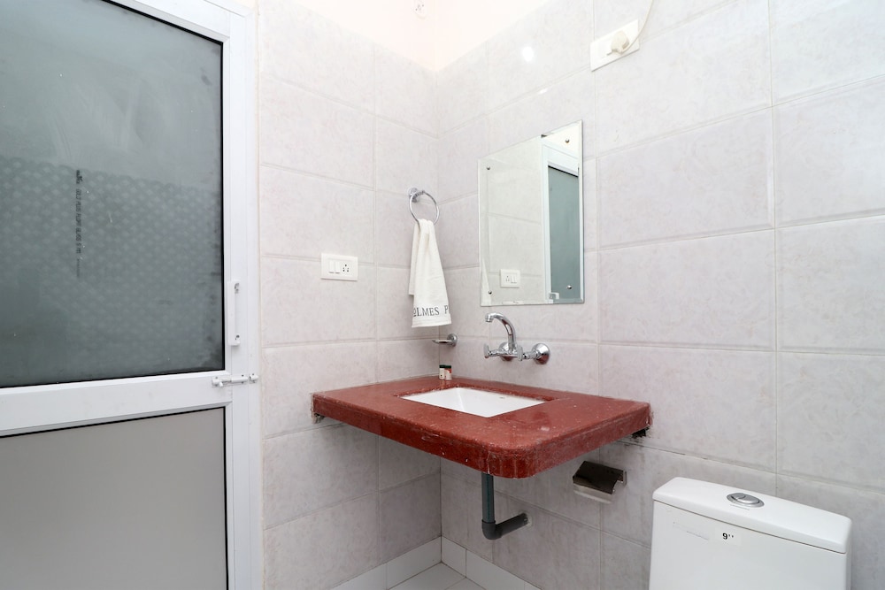 Deluxe Double Or Twin Room, 1 King Bed photo 2