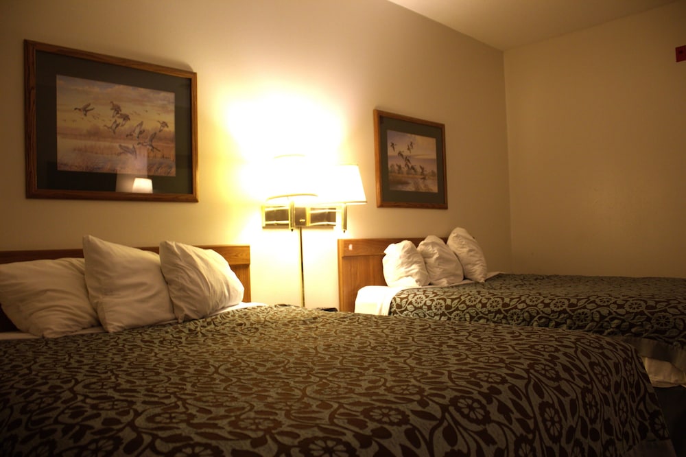 Standard Room  2 Queen Beds Non-Smoking photo 1