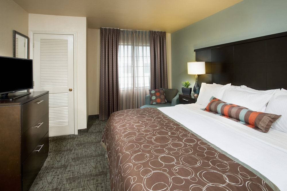 Suite, 2 Bedrooms (1 King, 1 Queen Bed) - Photo 7