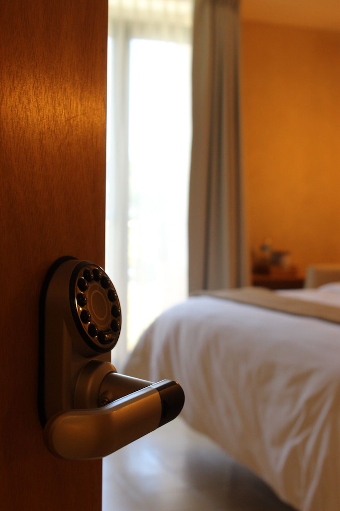 Superior Room, Balcony, City View photo 3