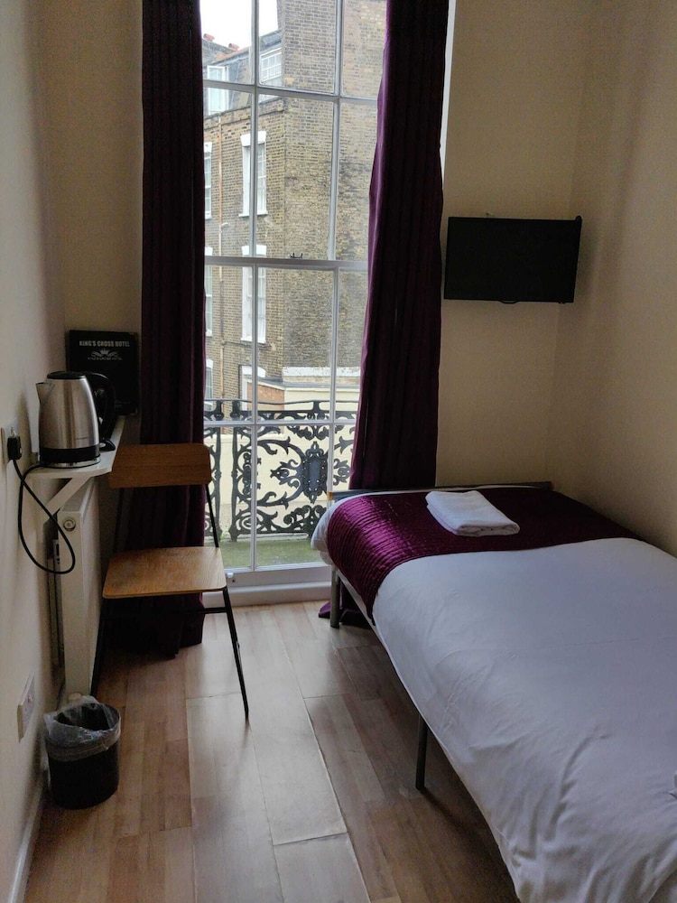 Single Room, Ensuite photo 2