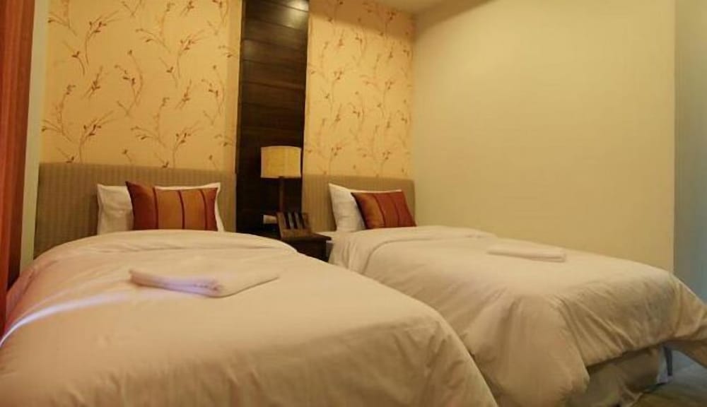 Superior Twin Room, 2 Twin Beds - Photo 2
