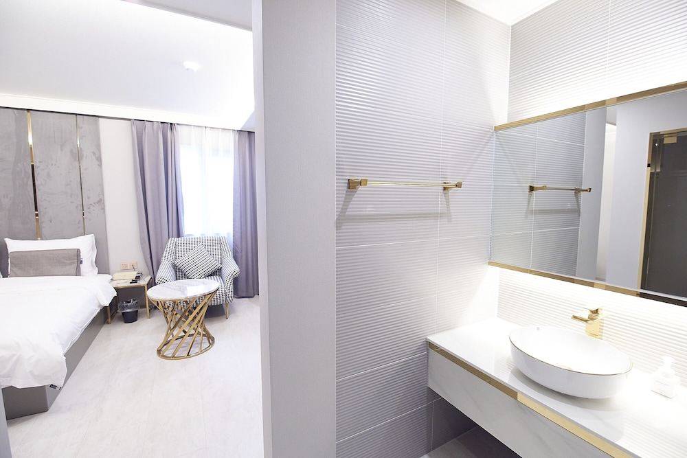 Deluxe Double Room - Photo 2