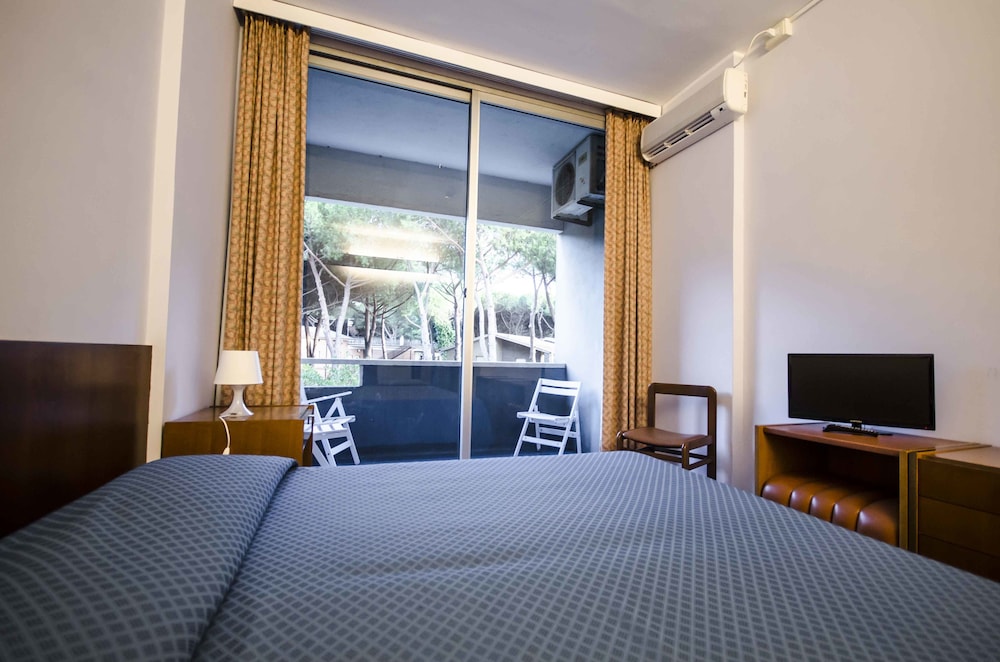 Economy Double or Twin Room, Balcony photo 1