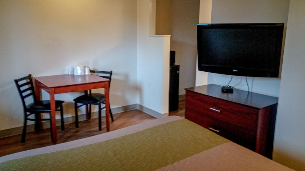 Premium Room, 1 Queen Bed, Accessible, Non Smoking