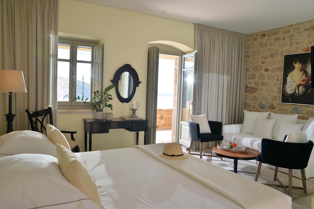Junior Suite, Sea View - Photo 18