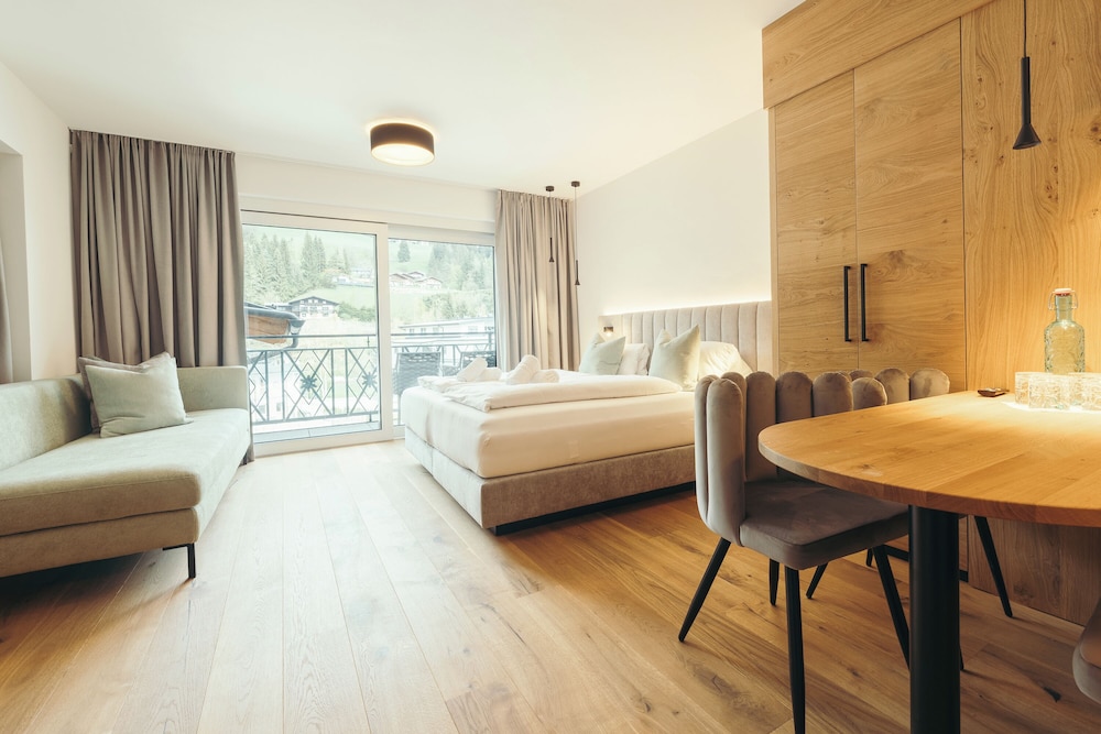 Suite (Kuschel-Freude) photo 1