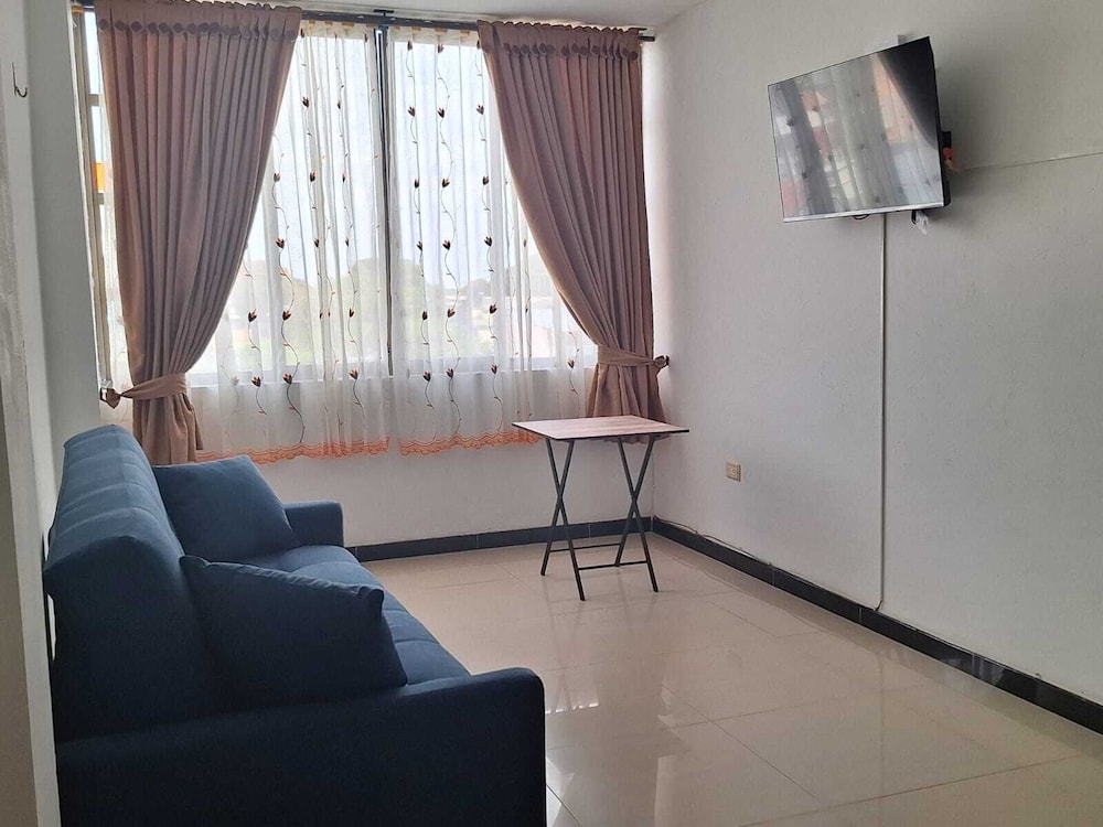 Family Apartment, Patio, City View photo 2
