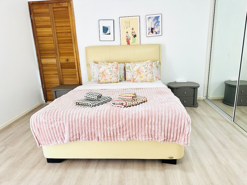 House, 1 Bedroom (Nep055)