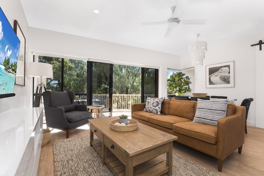 3 Bedroom Premium Mid-level Apartment