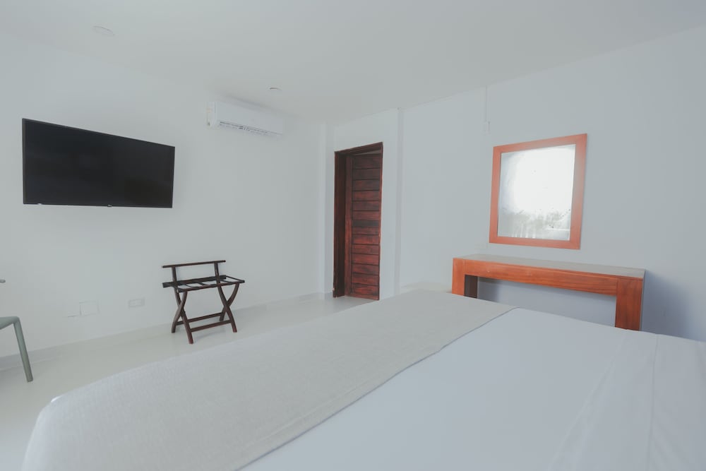 Superior Plus Room with sea view King photo 3