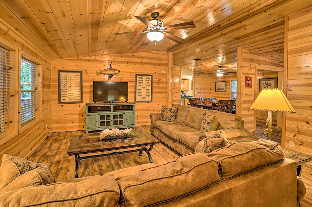 House (4 Bedrooms) photo 1