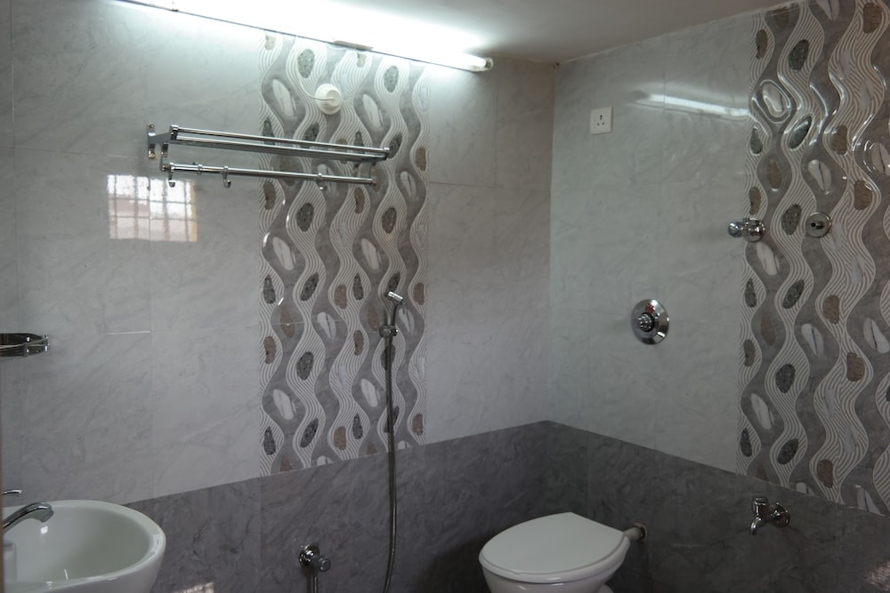 Executive Double Room - Photo 7