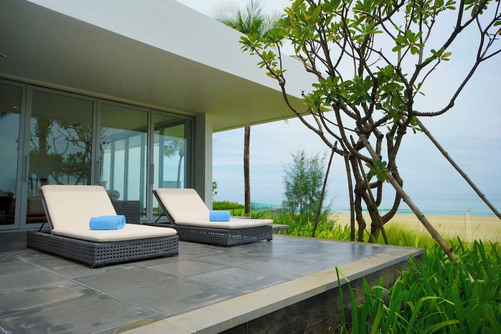 5 Bedrooms Luxury Villa with Sea view free daily minibar and one time BBQ set menu - Photo 15