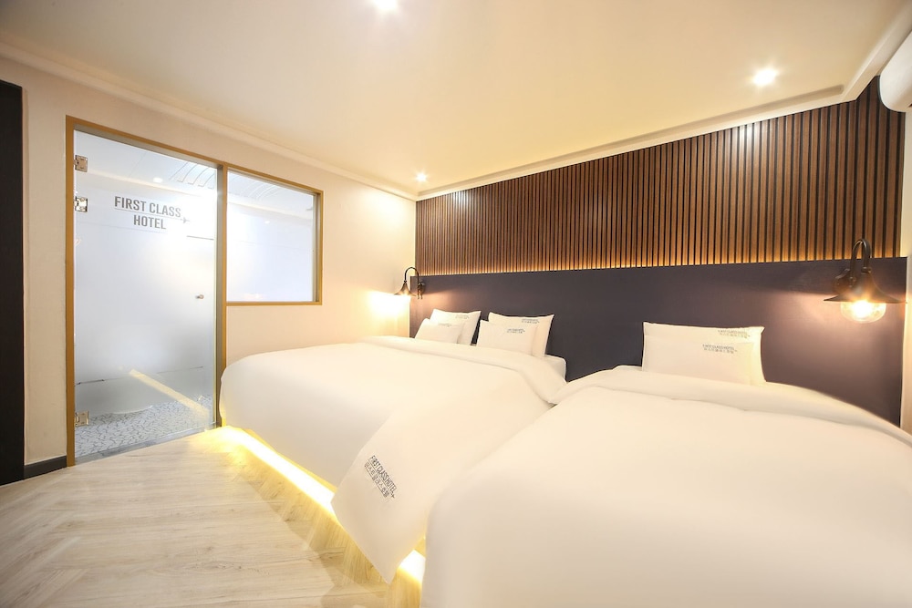Business Twin Room