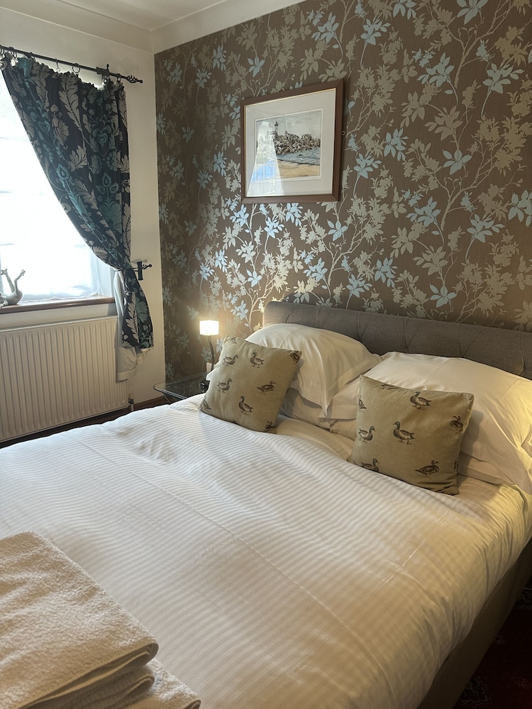 Double Room, Ensuite ( Disabled Facilities) photo 1