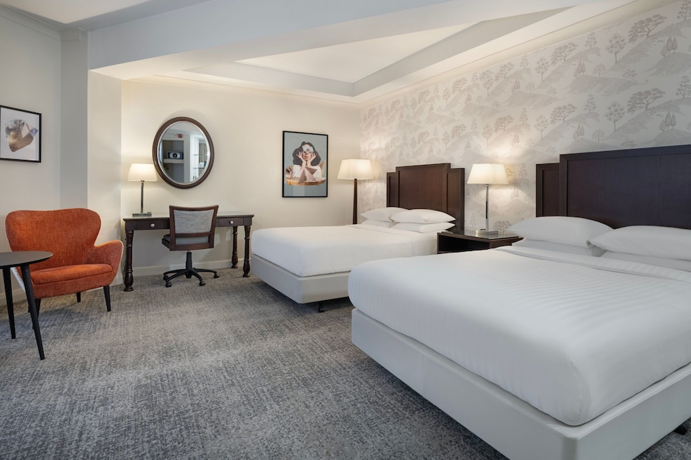 Family Room, 2 Double Beds - Photo 2