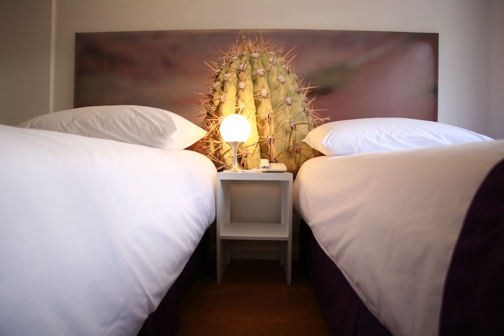 Standard Twin Room photo 1