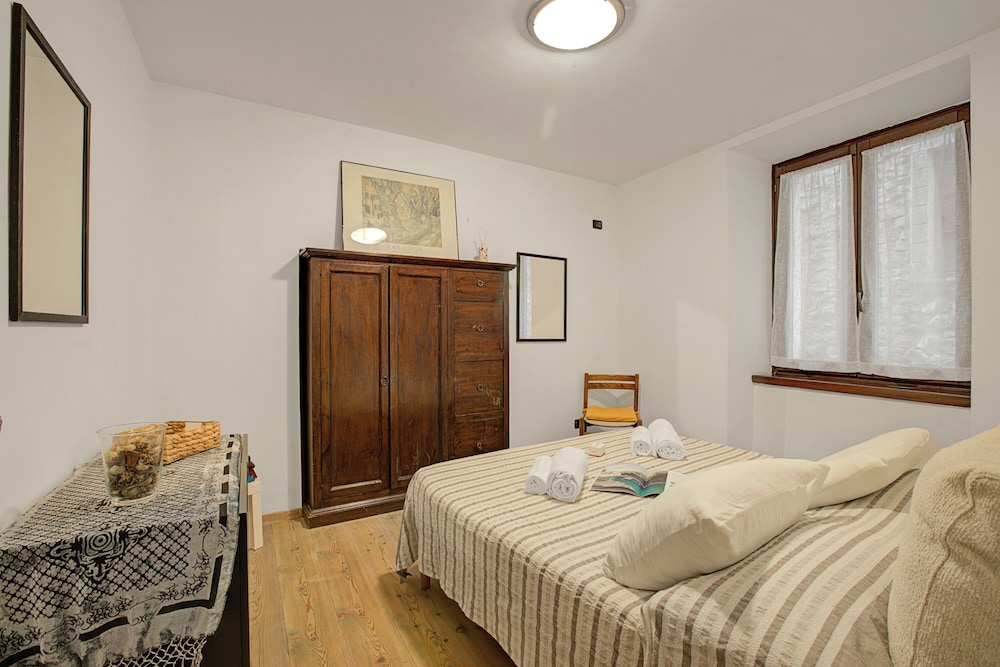 Family Apartment, Multiple Bedrooms, Mountainside (Nel Cuore Di Tenno) photo 2