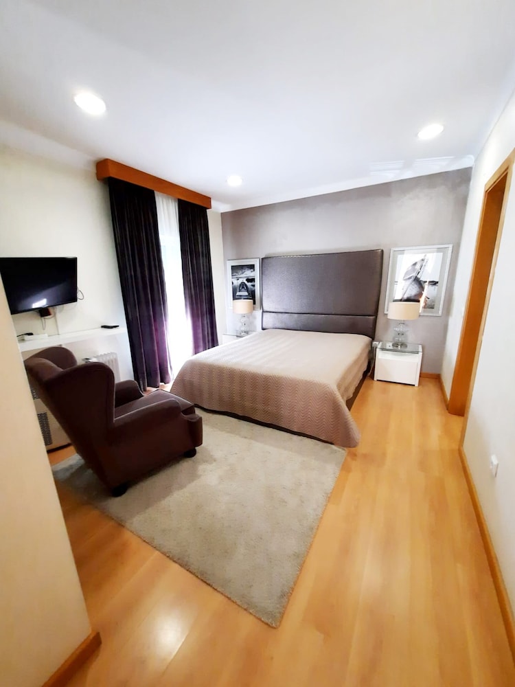 Standard Double Room photo 3