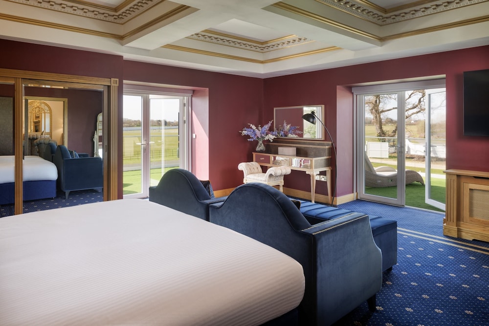 Empress Suite