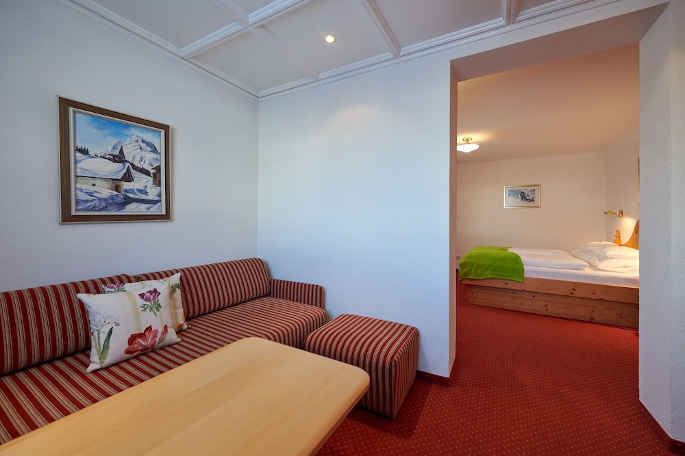 Family Suite photo 2