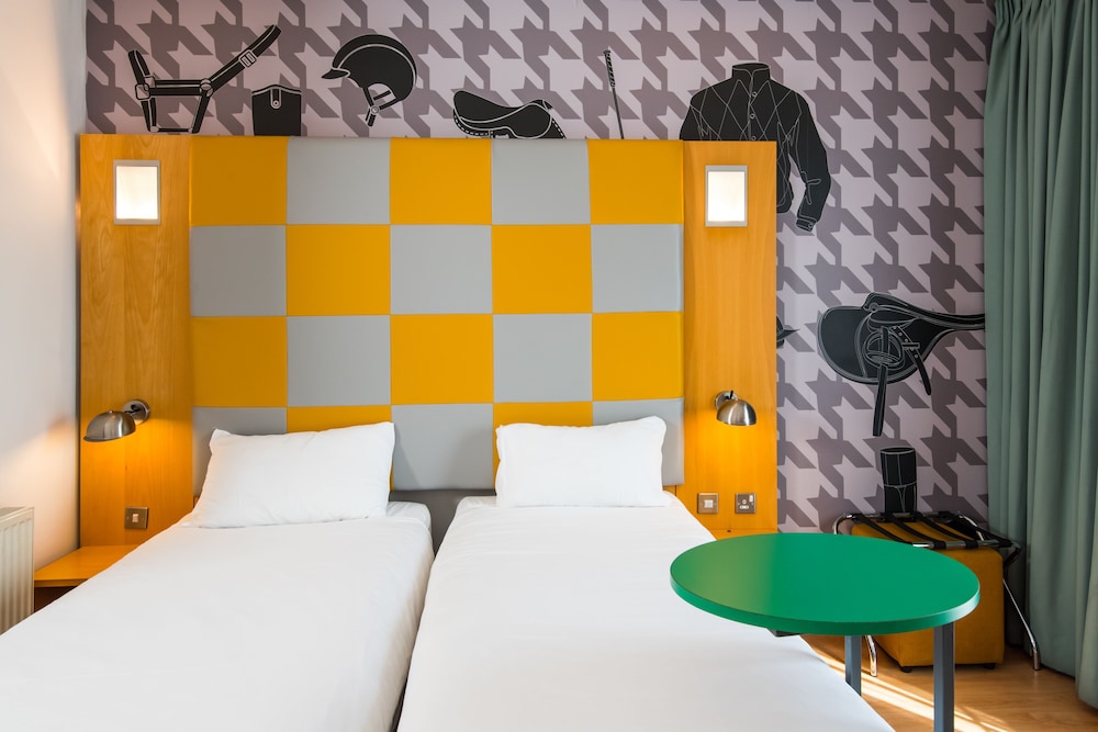 Room, 2 Twin Beds (The Duet) - Photo 2