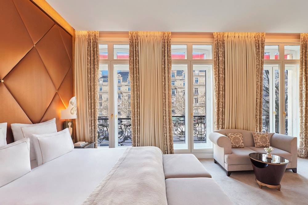 Junior Suite (Prestige Champs-Elysées) photo 2