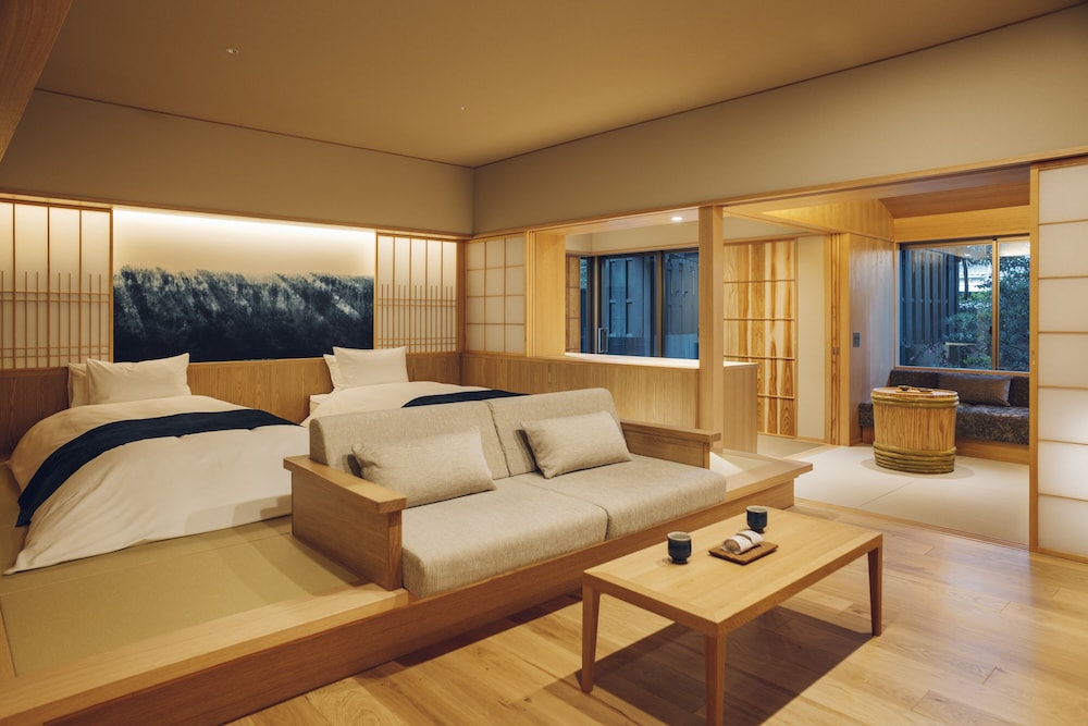 Japanese-style Room with Outdoor Bath 1S5