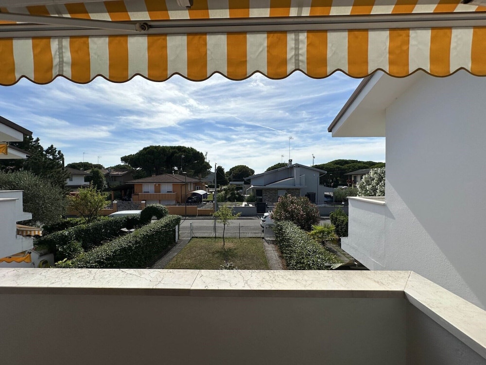 Apartment, 2 Bedrooms, Balcony, Garden View