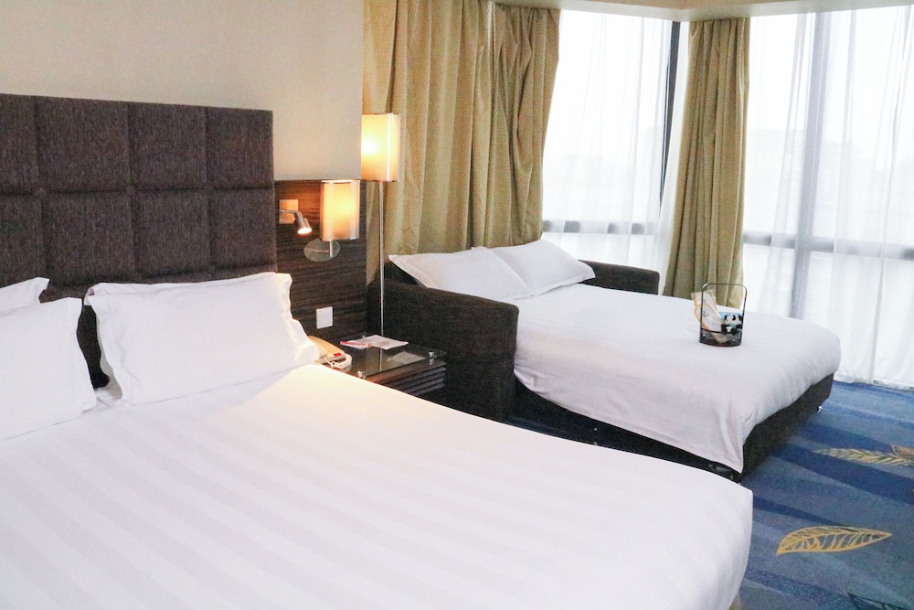 Deluxe Family Bed - Photo 2