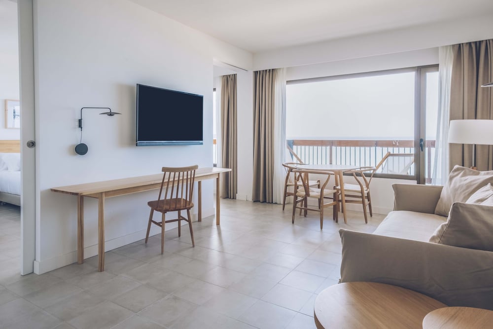 Suite, Balcony, Sea View photo 3