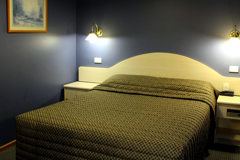 Deluxe Twin Room, 2 Bedrooms, City View photo 3