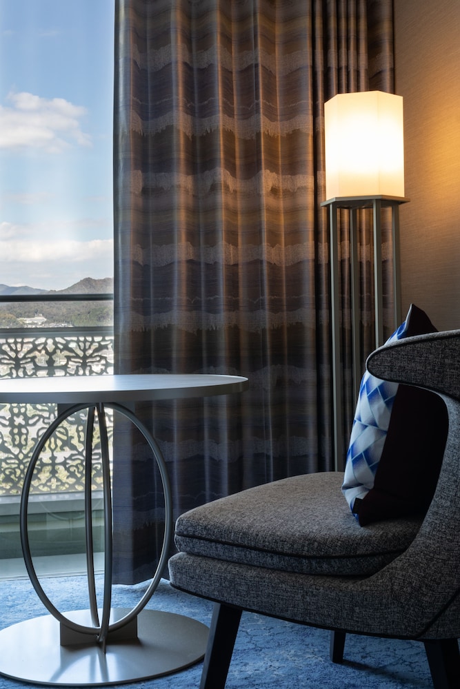 Deluxe Room, 2 Twin Beds (View) - Photo 5