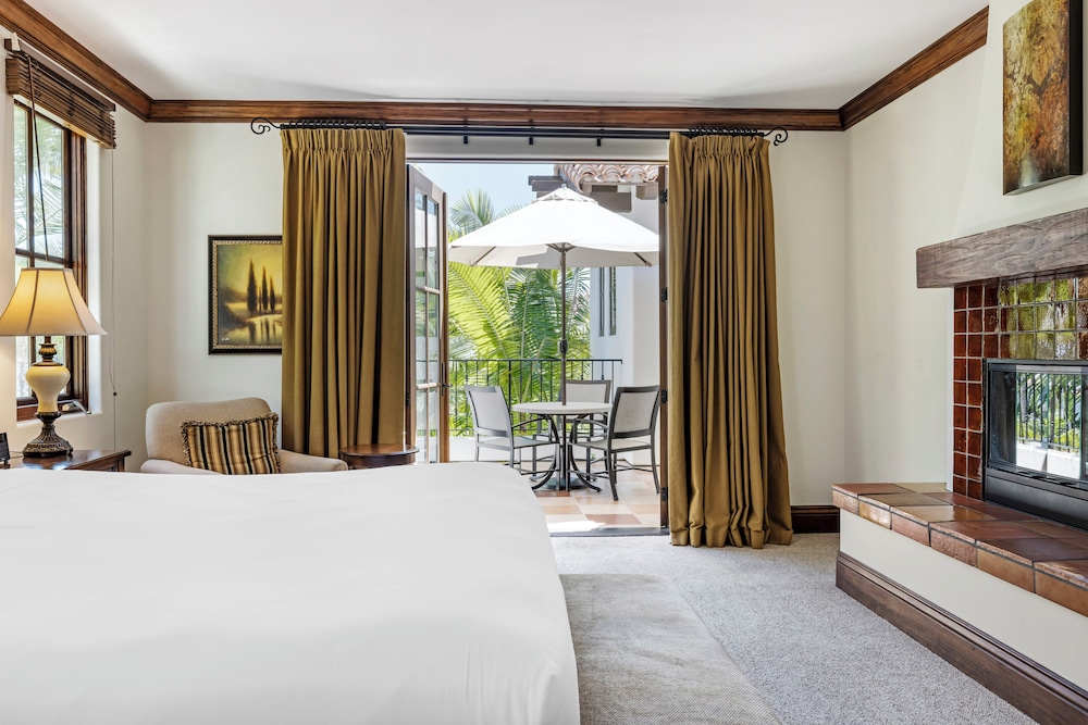 Deluxe Villa, 1 King Bed - Photo 2