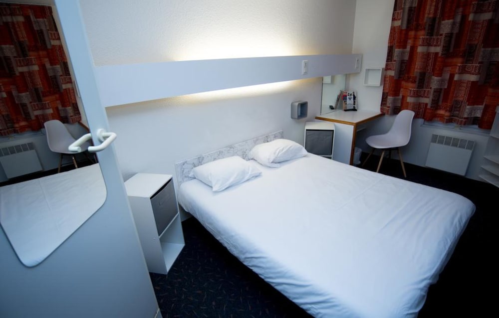 Single Room Single Room