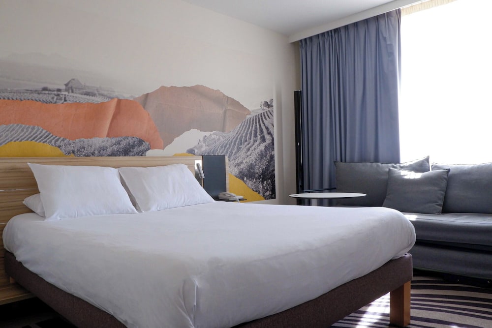 Superior Room, 1 Double Bed with Sofa bed - Photo 7