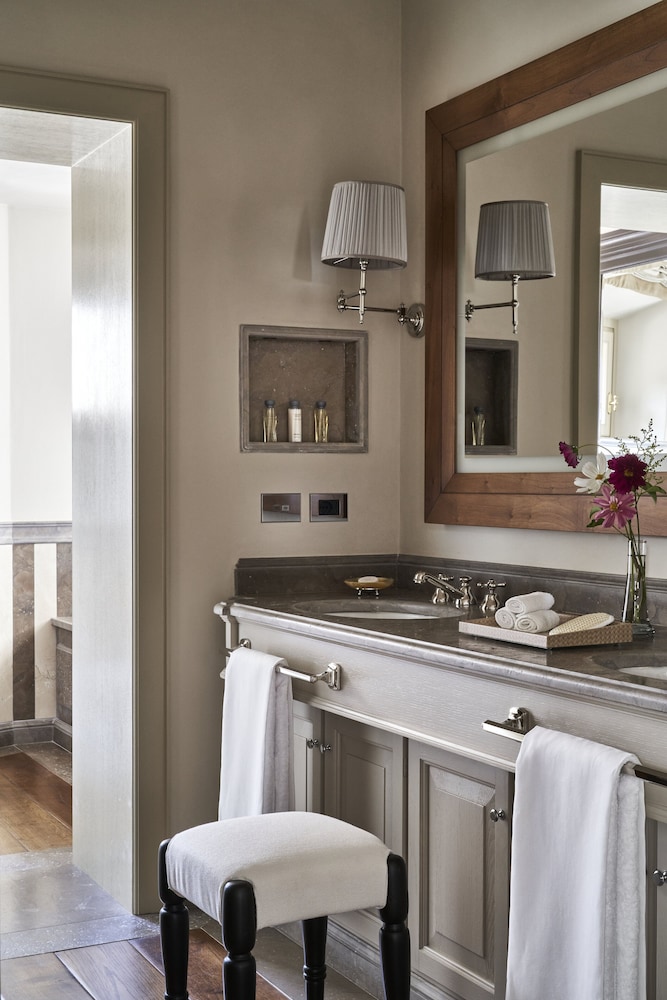 Suite (Castiglion del Bosco) - Photo 11