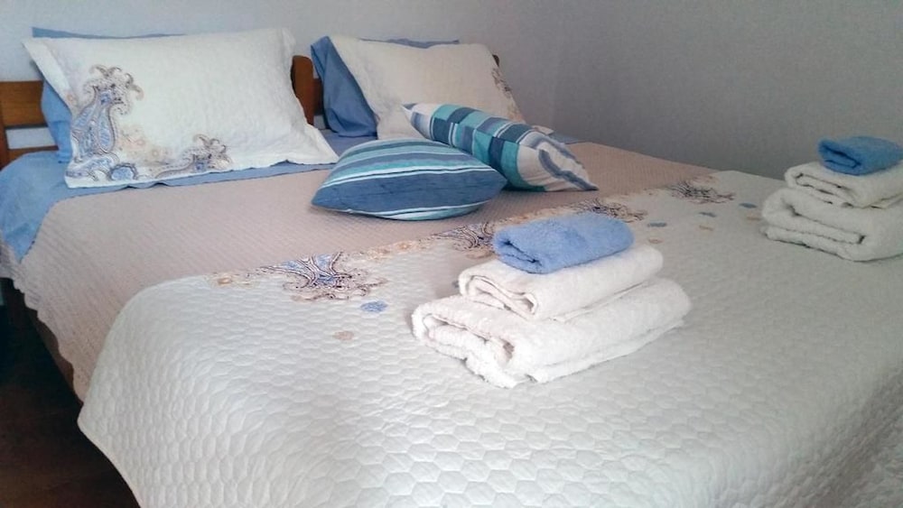 Double or Twin Room, Shared Bathroom photo 3