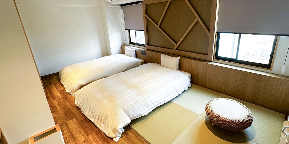 City Twin Room photo 2