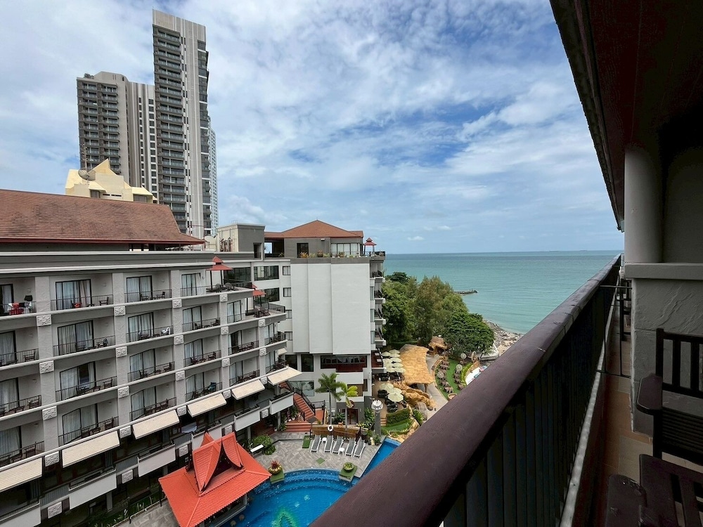 Deluxe Premium Sea View