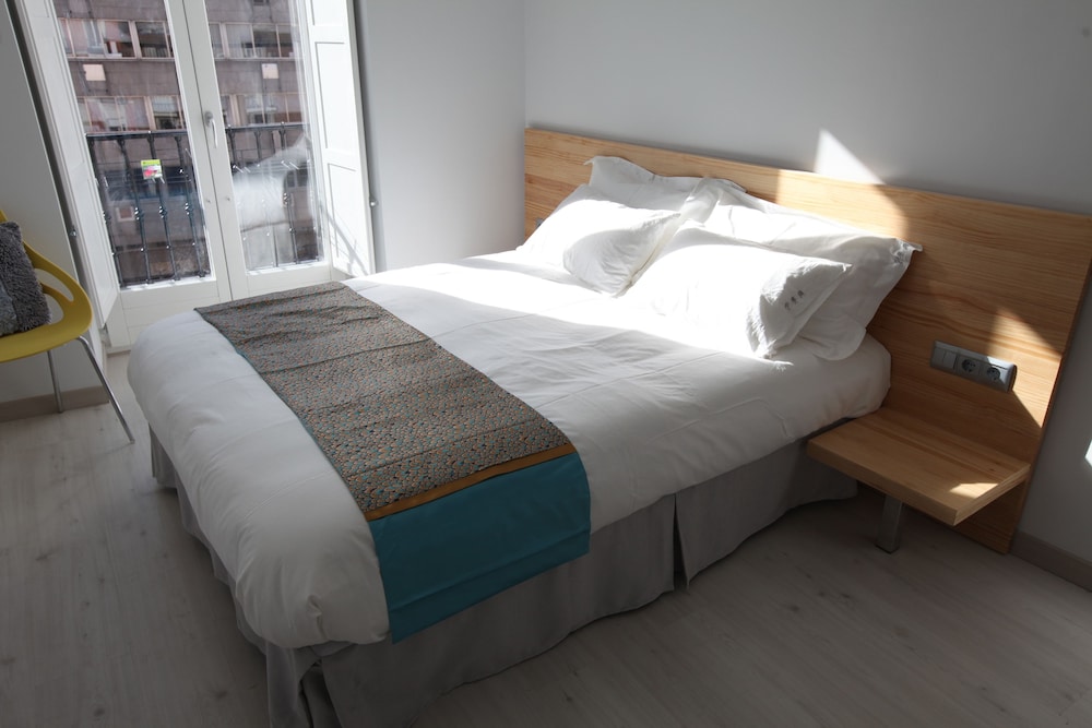 Superior Triple Room, Balcony photo 2