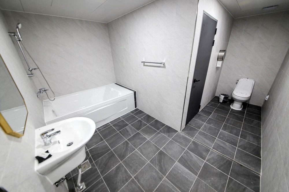 Premium Double Room photo 3
