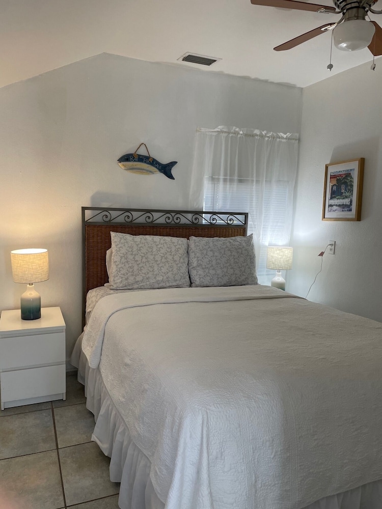 Cottage, Bay View (Country Cottage Room) photo 3